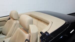 Image 15/26 of Mercedes-Benz 500 SL (1991)