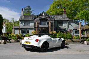 Image 49/50 of Alfa Romeo 4C Spider (2017)