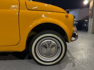 Image 20/76 de FIAT 500 L (1970)