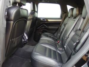 Imagen 59/97 de Porsche Cayenne Turbo (2011)