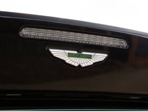 Image 44/94 of Aston Martin DB 9 (2014)