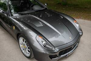 Image 22/50 de Ferrari 599 GTB Fiorano (2006)