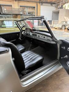 Image 9/17 of Mercedes-Benz 190 SL (1961)