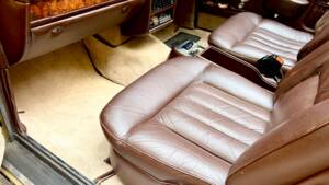 Image 10/17 of Rolls-Royce Corniche I (1976)