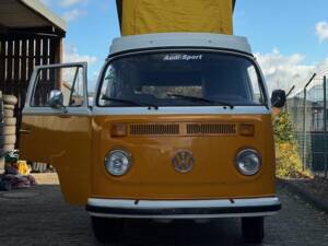 Image 3/8 of Volkswagen T2c Combi (1978)