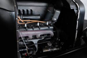 Bild 23/39 von Ford Model T Runabout (1924)