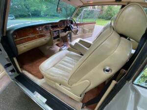 Bild 20/50 von Bentley Corniche (1980)