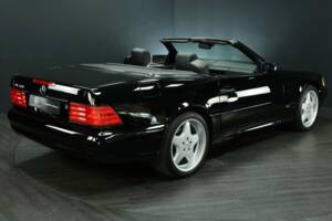 Bild 2/30 von Mercedes-Benz SL 500 (1998)