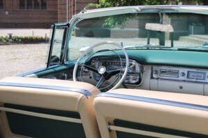 Immagine 28/40 di Cadillac 62 Convertible (1956)