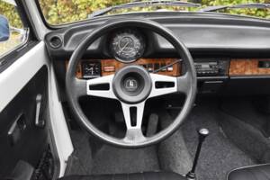 Bild 34/49 von Volkswagen Super Beetle (1979)