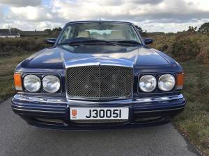 Image 5/12 of Bentley Brooklands R Mulliner (1998)