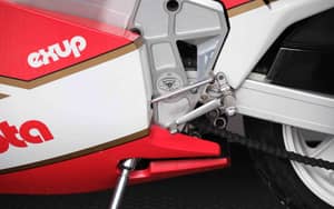 Image 59/95 of Bimota YB6 (1990)