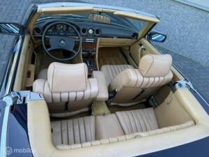Image 18/22 de Mercedes-Benz 560 SL (1984)