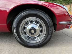 Bild 10/21 von Jaguar E-Type V12 (2+2) (1971)