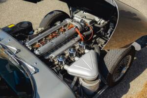 Image 19/20 de Jaguar Type E (2+2) (1967)