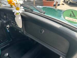Image 35/92 of Volkswagen Beetle 1600 (1996)
