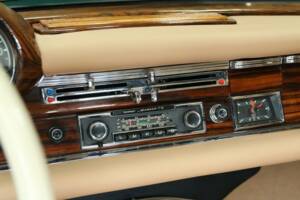 Bild 21/50 von Mercedes-Benz 250 SE (1966)