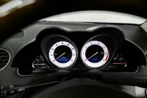 Image 38/50 of Mercedes-Benz SL 500 (2008)