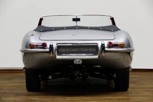 Afbeelding 8/27 van Jaguar E-Type 4.2 (1966)