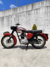 Image 23/51 of BSA B 44 (1966)
