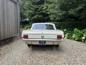 Image 24/50 de Ford Mustang 390 GTA (1966)