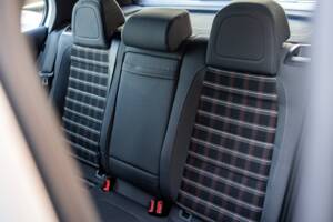 Bild 42/50 von Volkswagen Golf V GTI (2006)