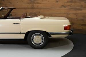 Image 8/8 de Mercedes-Benz 350 SL (1972)
