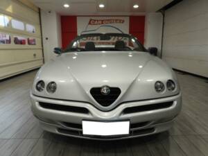 Immagine 2/14 di Alfa Romeo Spider 1.8 Twin Spark (2001)