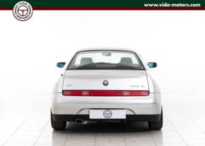 Image 2/18 of Alfa Romeo GTV 2.0 Twin Spark (1997)