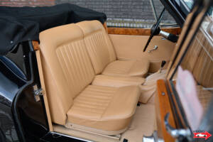 Immagine 34/47 di Jaguar XK 140 DHC (1956)