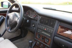 Bild 25/88 von Audi Cabriolet 2.6 (1995)