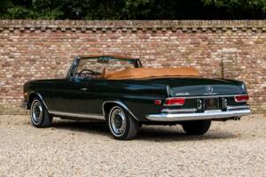 Afbeelding 2/50 van Mercedes-Benz 280 SE (1969)