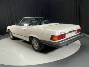 Image 8/8 of Mercedes-Benz 380 SL (1983)