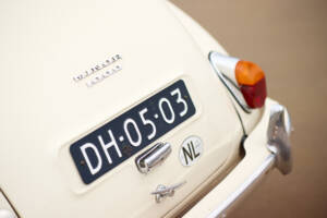 Image 8/22 of Morris Minor 1000 (1958)