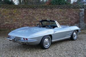 Image 41/50 of Chevrolet Corvette Sting Ray Convertible (1964)