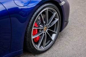 Bild 30/50 von Porsche 911 Carrera 4S (2019)