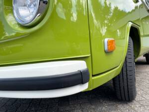 Image 6/73 of Volkswagen T2b Kombi (1978)