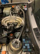 Immagine 22/50 di BMW 325i Touring (1992)