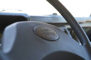 Image 32/64 of Land Rover Defender 90 Td5 (1999)