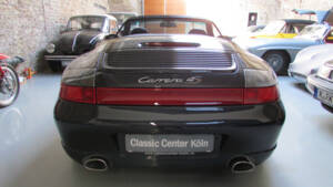 Afbeelding 4/13 van Porsche 911 Carrera 4S (2004)