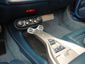 Image 26/49 of Ferrari California (2010)