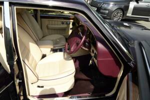 Image 40/50 of Bentley Turbo RT (1997)