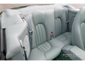 Bild 30/33 von Jaguar XKR (1999)