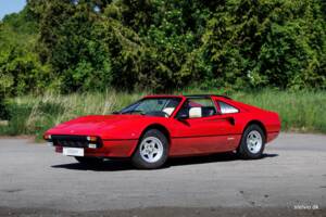 Bild 3/37 von Ferrari 308 GTS (1978)
