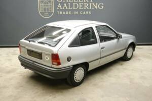 Afbeelding 43/50 van Opel Kadett 2,0i GSi (1988)