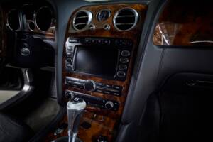 Image 56/100 of Bentley Continental Flying Spur (2008)