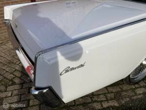 Bild 50/50 von Lincoln Continental Convertible (1966)