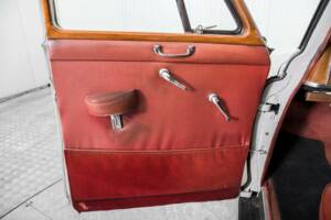 Image 20/50 de Rover 100 (1962)