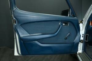 Image 9/29 of Mercedes-Benz 280 SE (1977)