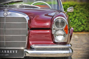 Immagine 10/71 di Mercedes-Benz 220 SE b (1961)